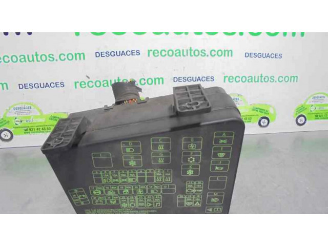 Блок предохранителей MR515572   Mitsubishi Space Star    