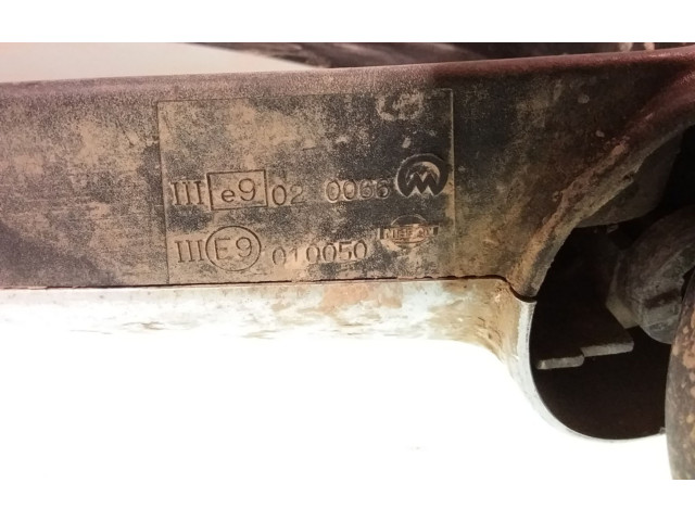Zpětné zrcátko  levé Nissan Terrano 1999  E9020066  