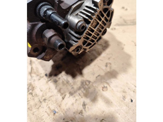 Топливный насос 8200055072, 0445010031   Volvo S40, V40  
