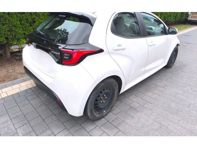 Zpětné zrcátko  Toyota Yaris 2019    