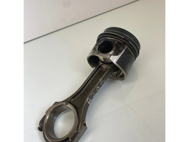 Píst R2AA   Mazda 6  pro naftový motor 2.2 R2AA 