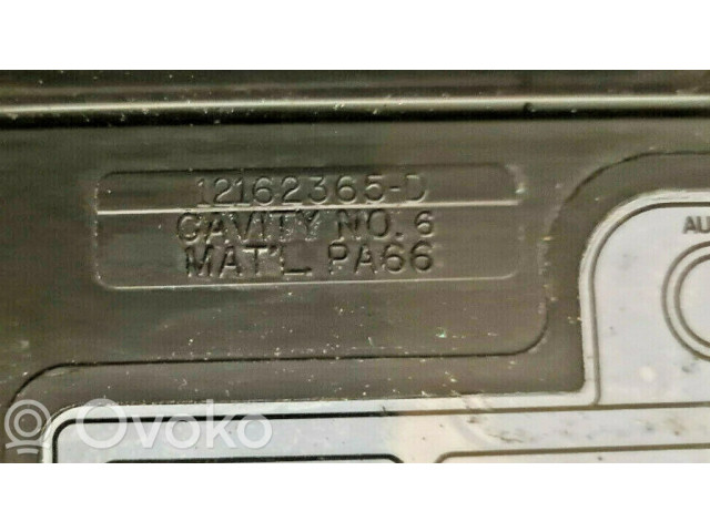   Pojistková skříňka 12162365D   Chevrolet Astro 1997