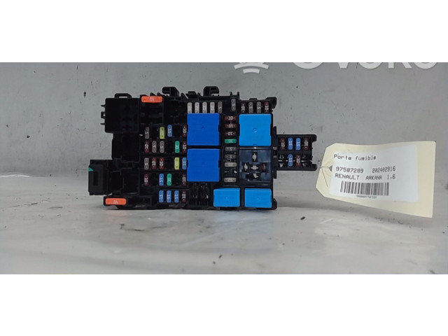 Блок предохранителей 284B07860R   Renault Arkana    