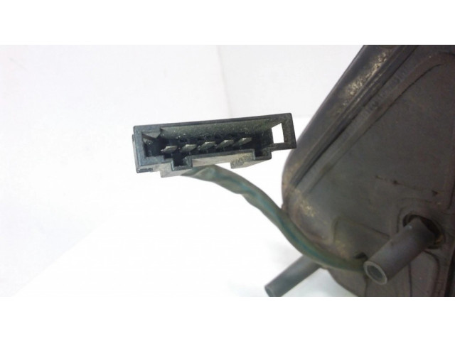Zpětné zrcátko pravé Volkswagen Golf III 1995  412118224  