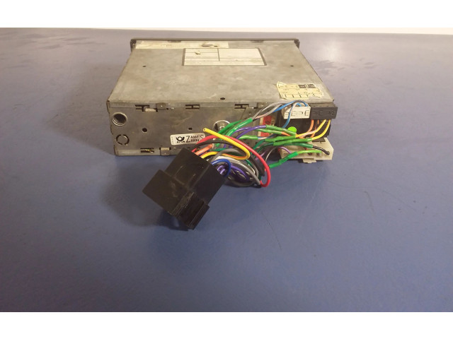 Радио/ проигрыватель CD/DVD / навигация 8631110244, 8631110244   Audi  A4 S4 B5 8D  1994 - 1999 года