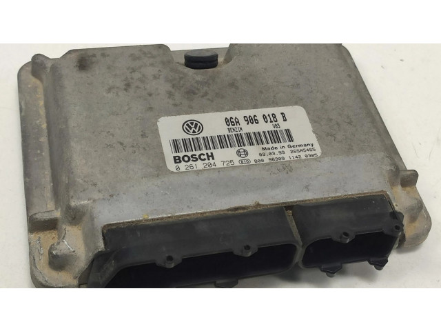 Блок управления двигателя 0261204725, 06A906018B   Seat Toledo II (1M)