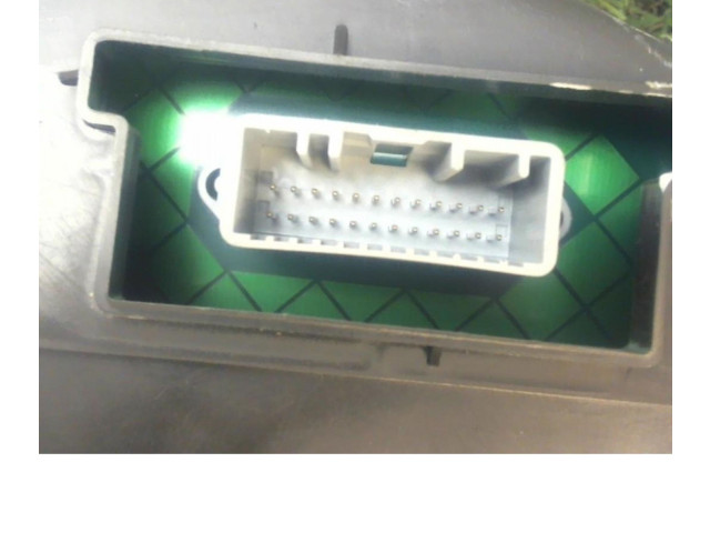 Спидометр (приборный щиток) 8201060289, 8201060289   Renault Clio III    