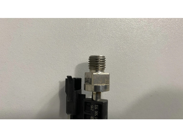 Vstřikovač 7639994   BMW 2 F22 F23  pro benzínový motor 3.0  