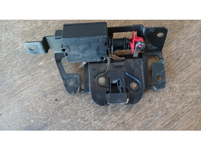 Zámek zadních dveří 51247057364, 7057364   BMW 3 E46 2004