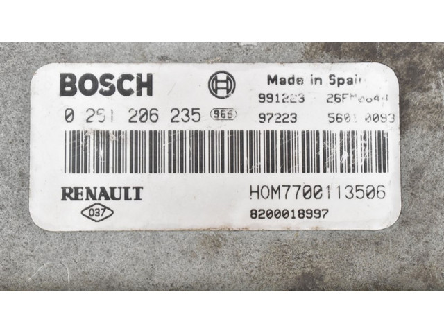 Řídící jednotka 8200018997, 8200018997   Renault Safrane 2000
