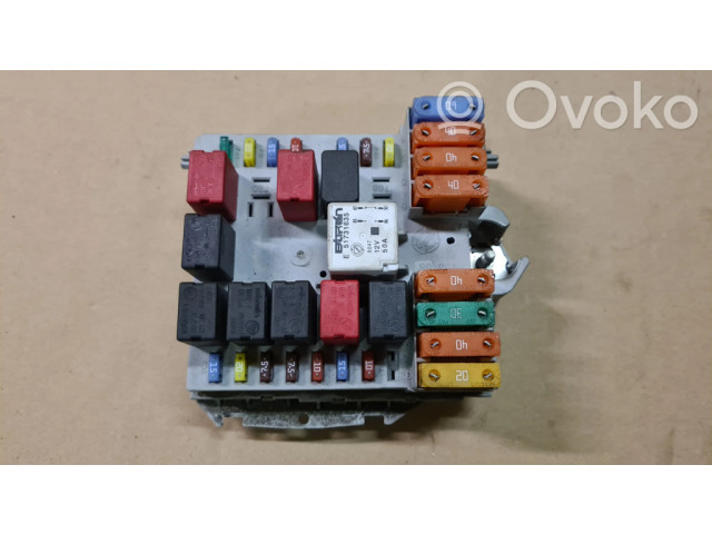 Блок предохранителей 11908, 0051738102057657   Fiat Croma    
