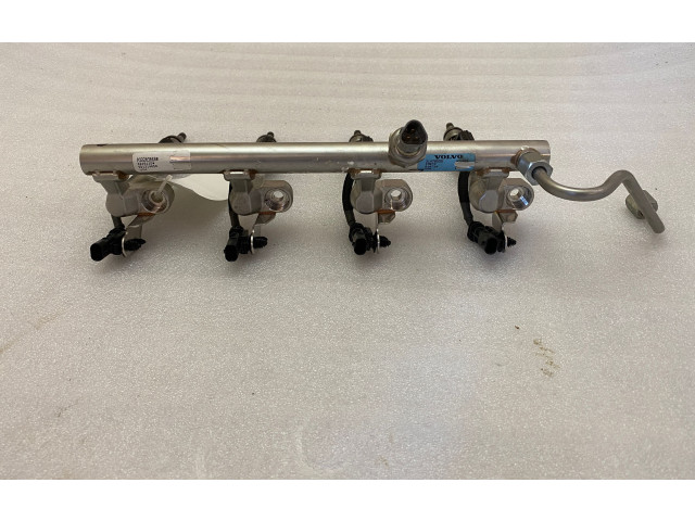 Vstřikovač 31432778, 31478555   Volvo XC60  pro benzínový motor 2.0  