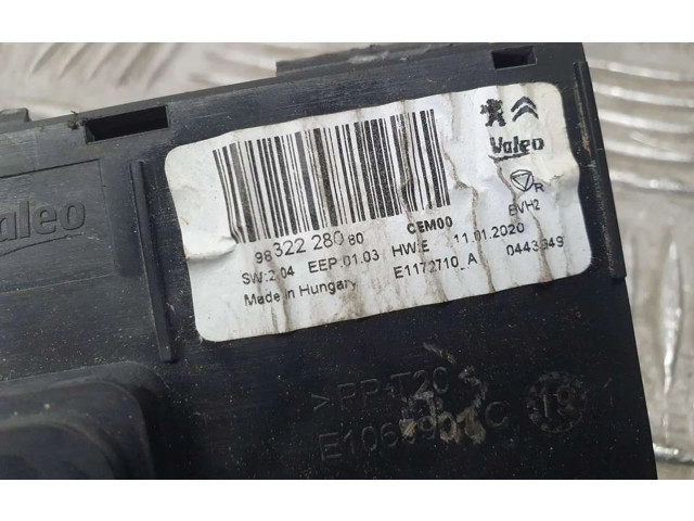 Блок управления 9832228080, E1172710A   Peugeot Expert