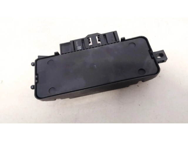 Блок подушек безопасности 65779267214   BMW 3 F30 F35 F31