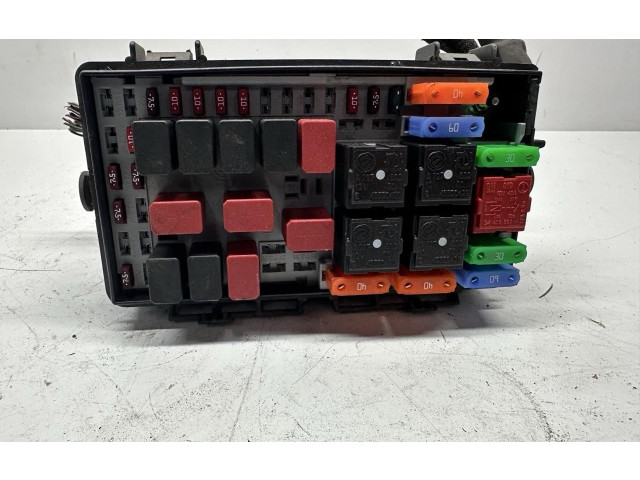 Блок предохранителей 51775622, 51775622   Fiat Grande Punto    