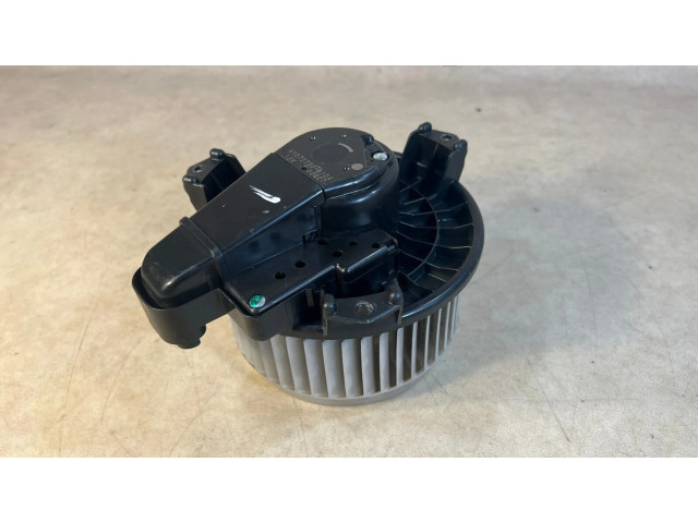 Вентилятор печки    87103-0D220, 87103-02150   Toyota RAV 4 (XA40)