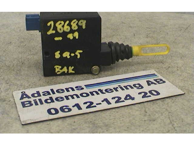 Zámek zadních dveří 4808812, 40705370   Saab 9-5 1999