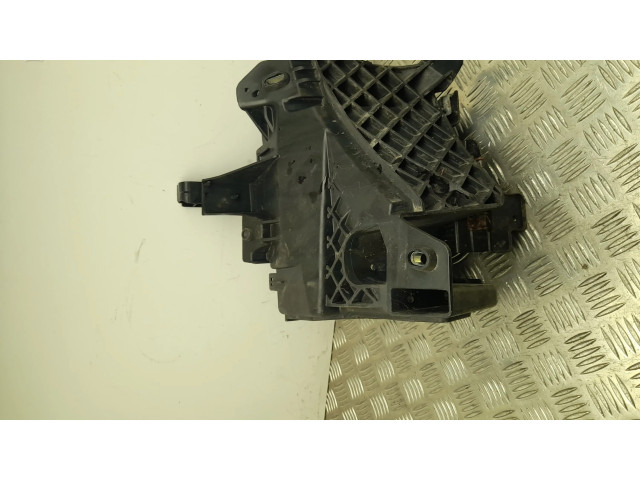Блок предохранителей  68251775AA   Jeep Grand Cherokee    