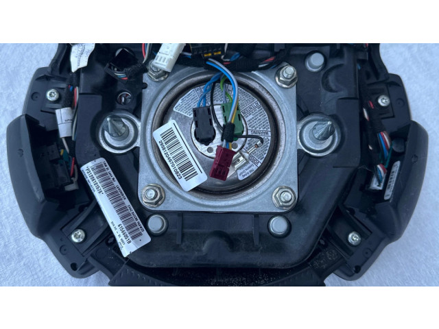 Подушка безопасности водителя CH42043C88, 61566051B   Land Rover Range Rover L322