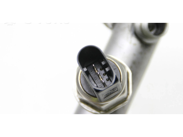 Vstřikovací lišta 059130089AA   Audi A4 S4 B7 8E 8H  pro naftový motor 2.7 BPP 