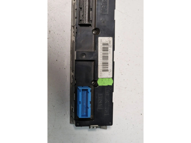Блок управления климат-контролем 24441229, 69560001   Opel Signum