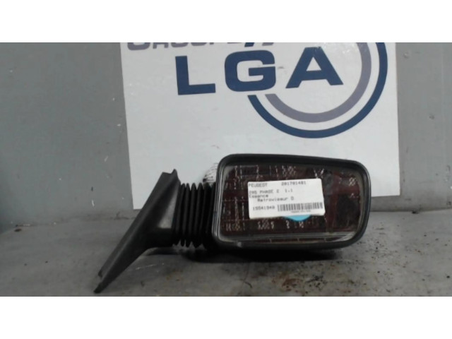 Zpětné zrcátko  levé Peugeot 205 1990  8148A2  
