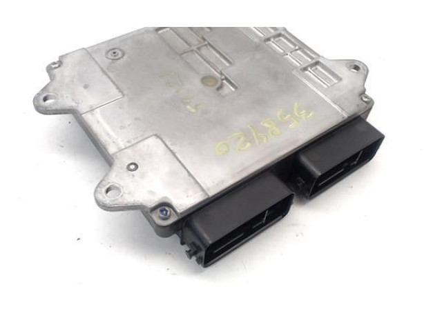 Блок управления двигателя 1860B013, 1860B357   Mitsubishi Colt