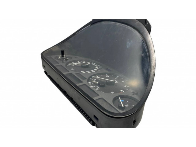 Přístrojová deska  BMW 5 E39 2001 8375669, 62118375669  