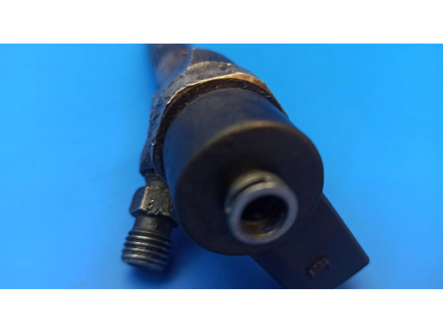 Vstřikovač A6110700887, 0445110070   Mercedes-Benz Vito Viano W639  pro naftový motor 2.2  