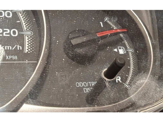 Přístrojová deska  Toyota Yaris 2017 838000U270, MB1575607574  