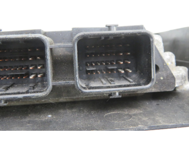 Řídící jednotka 0281011785, 9658556880   Citroen C2 2004