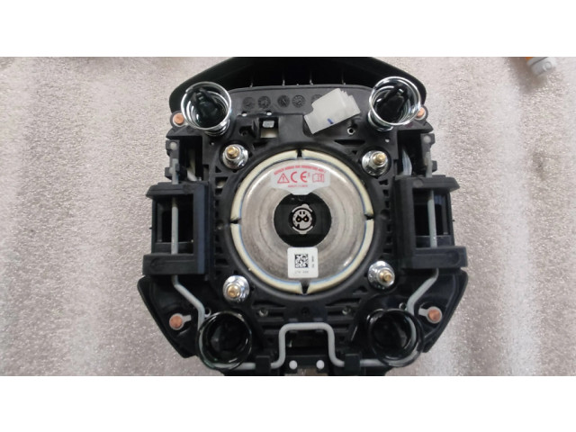 Подушка безопасности водителя 80100J5100, J5100   KIA Stinger