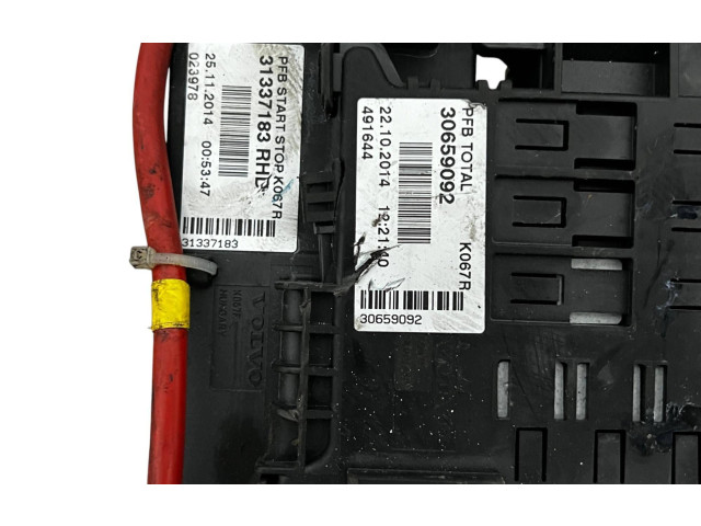   Pojistková skříňka 30659092, 31337183   Volvo V60 2014
