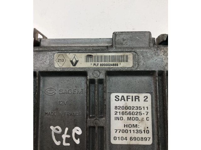 Řídící jednotka 8200024669, 8200023511   Renault Twingo II 2007