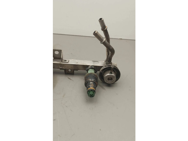 Vstřikovací lišta 1286468, 0280150415   BMW 5 E39  pro benzínový motor 2.3 M52b25 