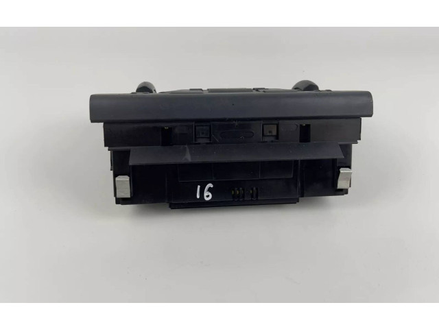 Блок управления климат-контролем 8P0820043E   Audi A3 S3 A3 Sportback 8P