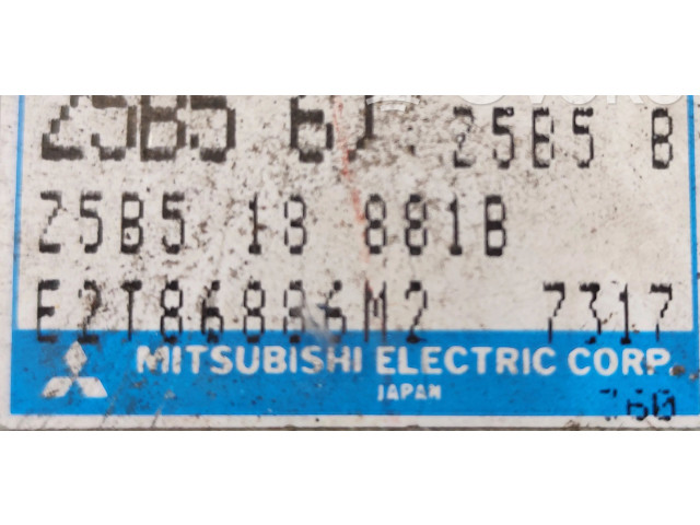 Řídící jednotka Z5B518881B, E2T86886M2   Mazda 323 1998