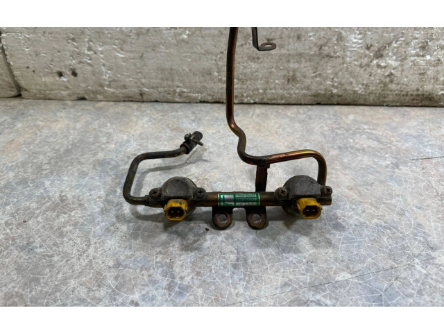 Vstřikovací lišta 17523AA452, A46702D12   Subaru Impreza I     