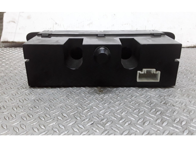 Дисплей    8750A117   Mitsubishi Colt