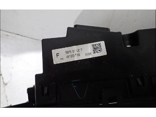 Дисплей    BBP3611J0G   Mazda 3 II
