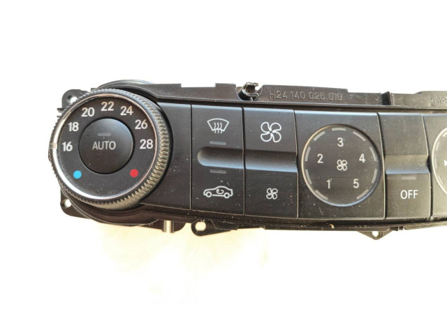 Блок управления климат-контролем 2118300490, Q00030406   Mercedes-Benz E W211