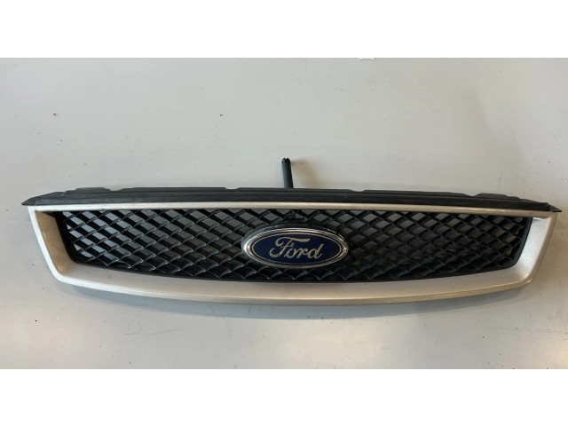 Передняя решётка Ford Focus 2004-2010 года 4M51-8200AJ      