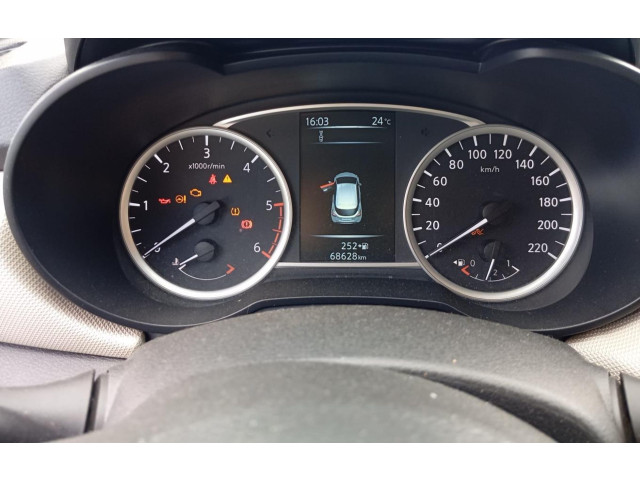Přístrojová deska  Nissan Micra 2017   