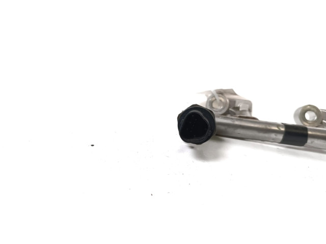 Vstřikovací lišta P5PR13150, P5PR1315Z   Mazda 2    P5Y5 