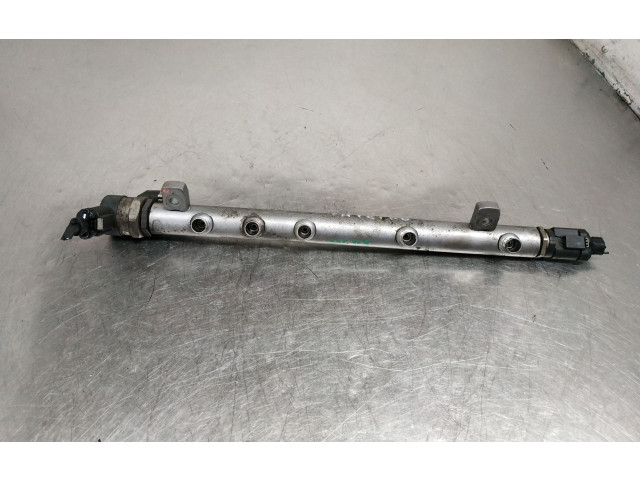 Vstřikovací lišta A6400702395001   Mercedes-Benz A W169    OM640940 