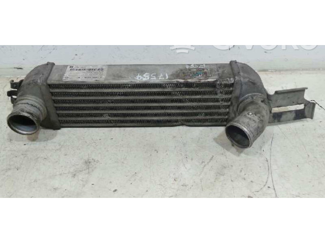 Интеркулер  52401245   Opel Meriva A 1.7