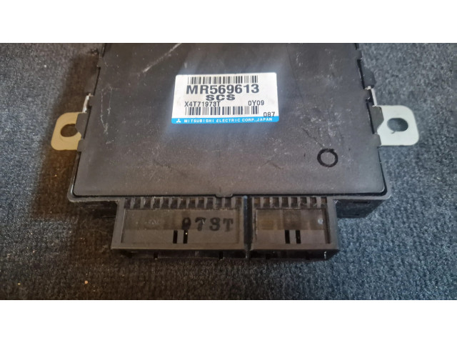 Блок комфорта MR569613   Mitsubishi Pajero Sport I   