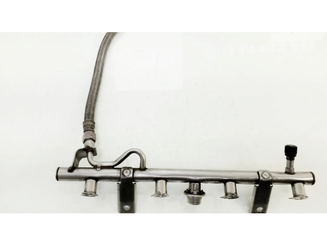 Vstřikovací lišta A2720780092   Mercedes-Benz E W211  pro benzínový motor 1.8  
