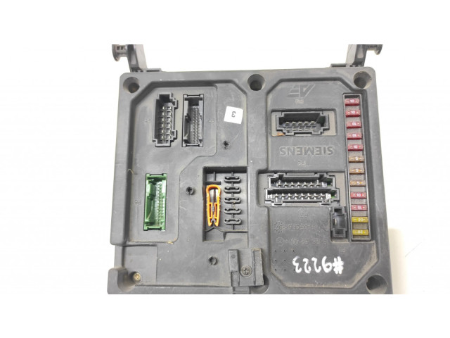 Блок предохранителей 7M0962258D, 97VW14B205AB   Ford Galaxy    