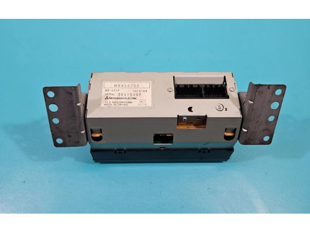 Экран/ дисплей / маленький экран MR444752, IMPRK1369764   Mitsubishi Pajero Pinin